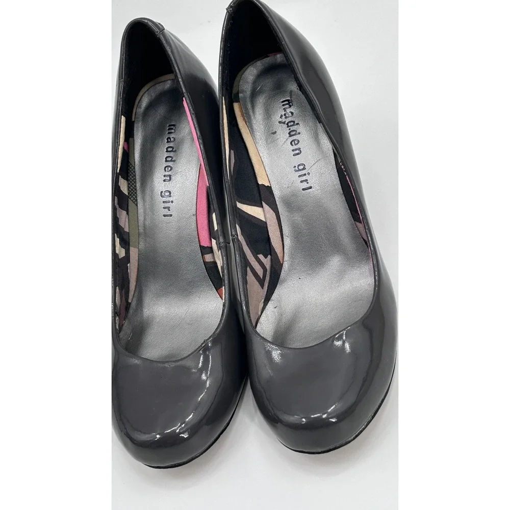 Madden Girl Unifyy Gray Patent Leather Pumps Size 7 Office Siren Parisian Chic